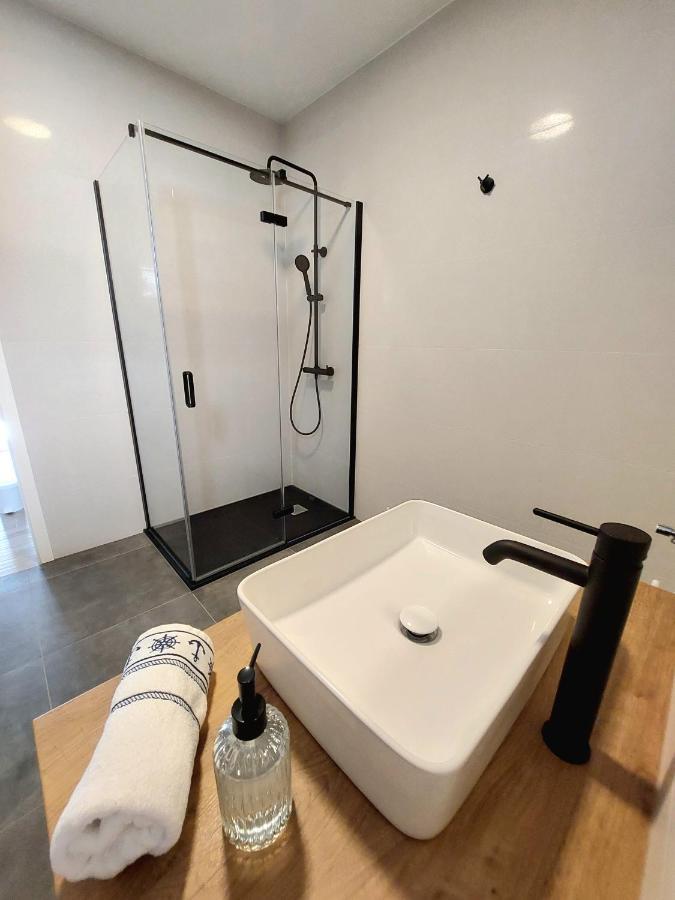Luxury Sea View Apartment Jesenice  Dış mekan fotoğraf